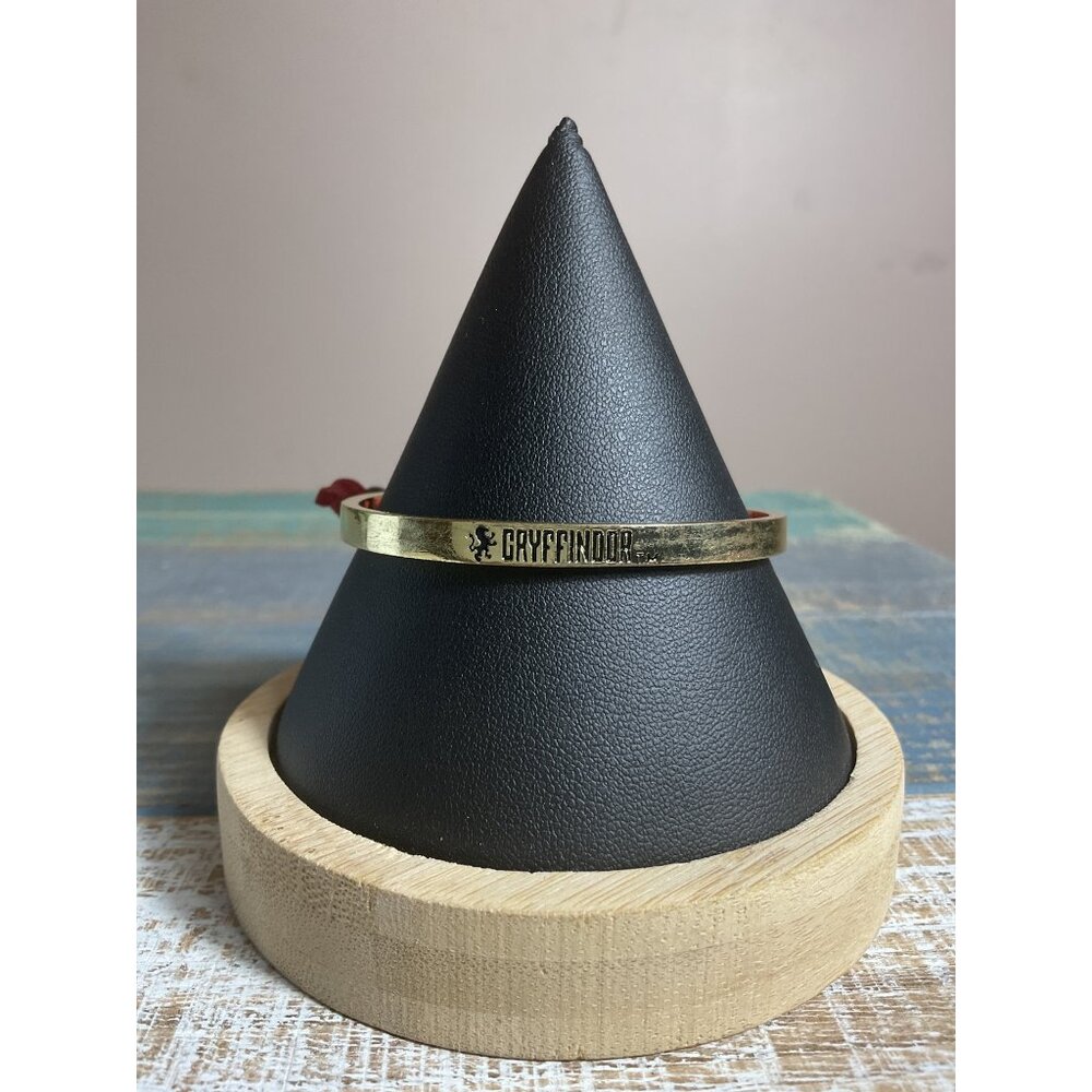 Harry Potter Gryffindor Bracelet With Red Suede Cord